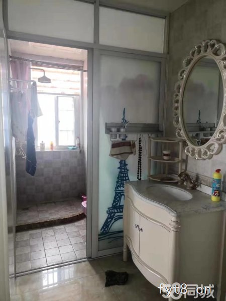 风采世纪广场140平方三室出售